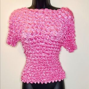 Y2K pink popcorn scrunch top